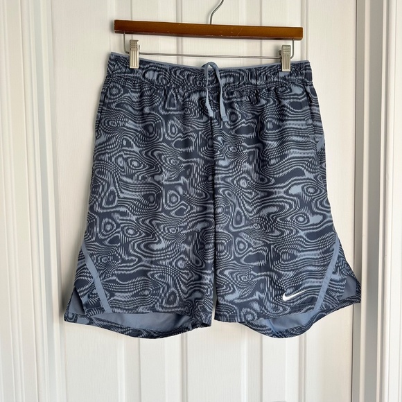 Nike Men's Court Victory Dri-FIT 9" Tennis Short EUC - Picture 4 of 7